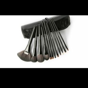 Makeup brush set